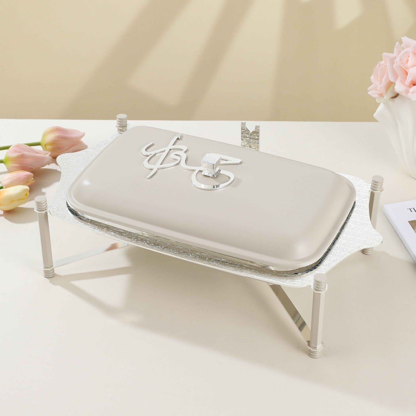 Otantik Home medium pyrex chafer with stand in silver with decorative handles and covered lid